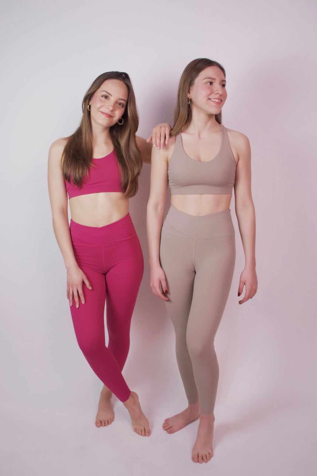 Magenta V Leggings